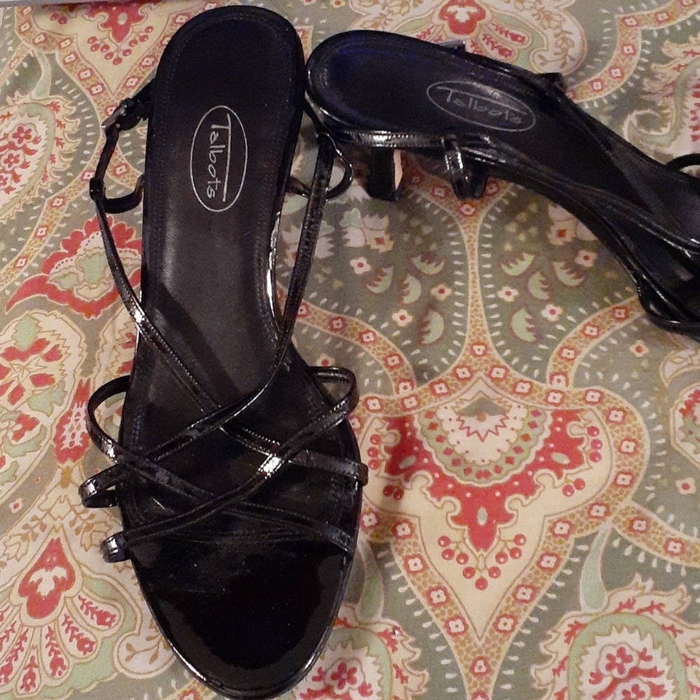 Talbots 9 black leather sandals heels shoes